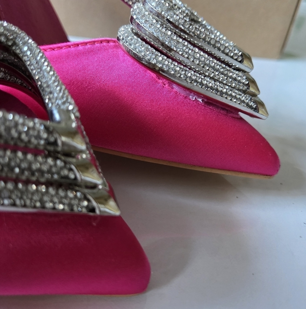 Berness Fuchsia Heart Pointed Toe Women's Pump Heels - Picture 10 of 12